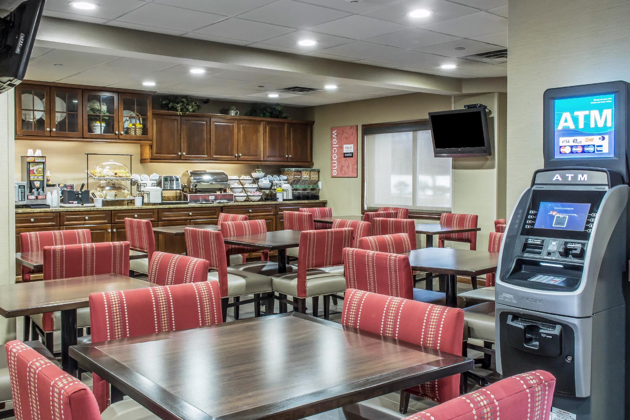 Comfort Inn Medford-Long Island Экстерьер фото