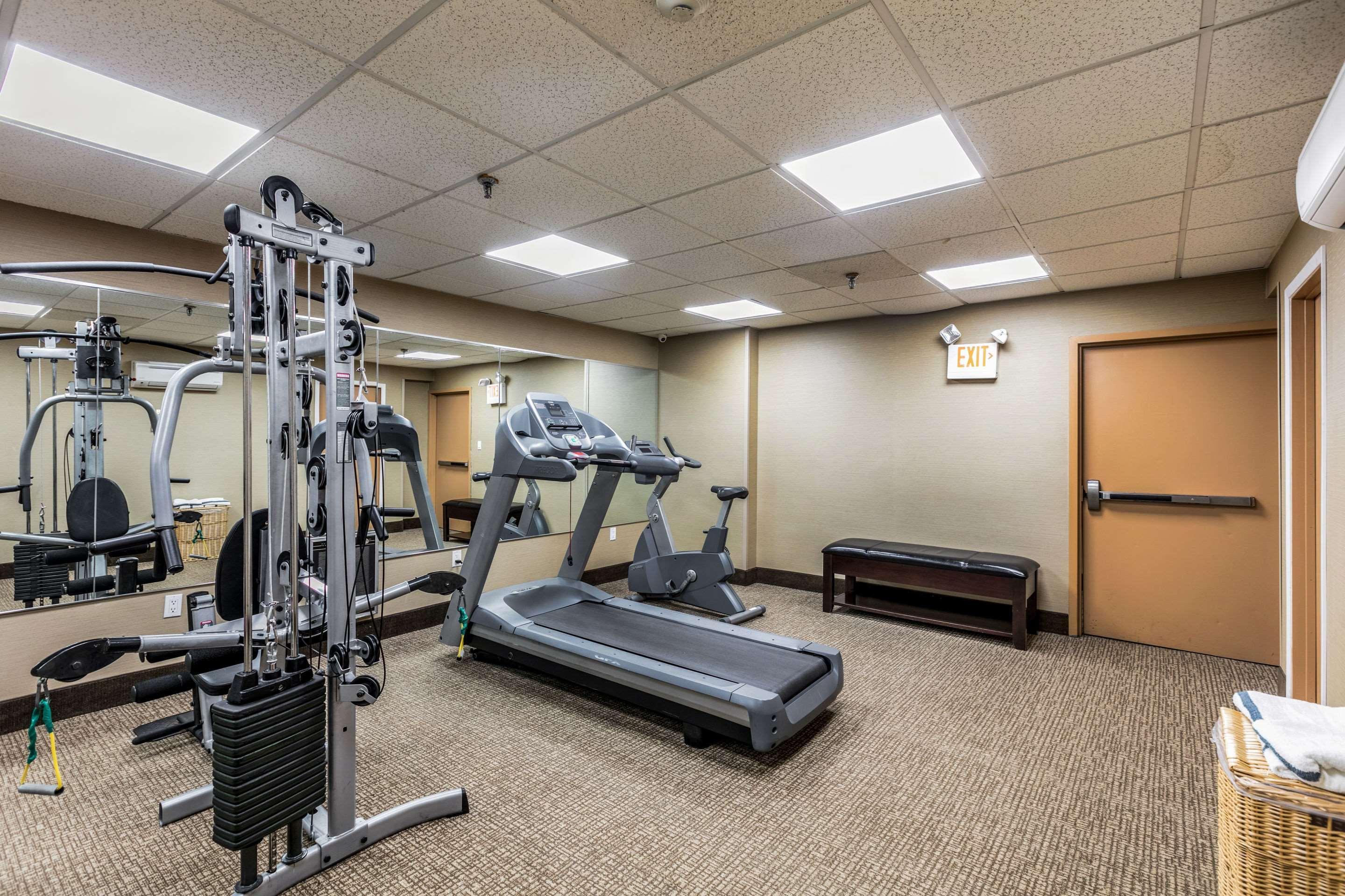 Comfort Inn Medford-Long Island Экстерьер фото