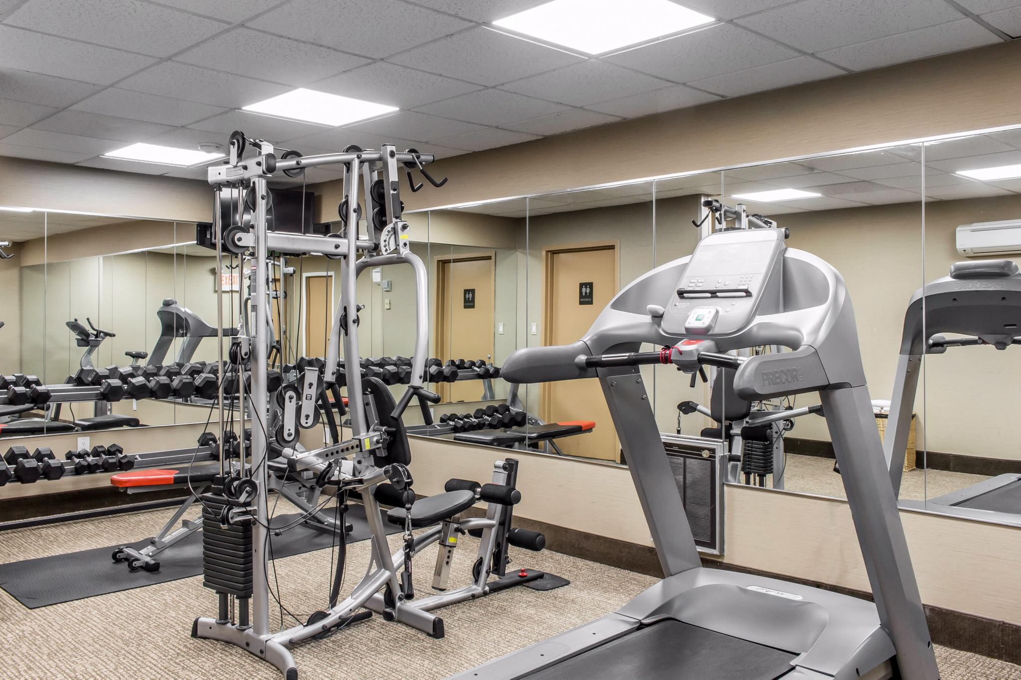 Comfort Inn Medford-Long Island Экстерьер фото