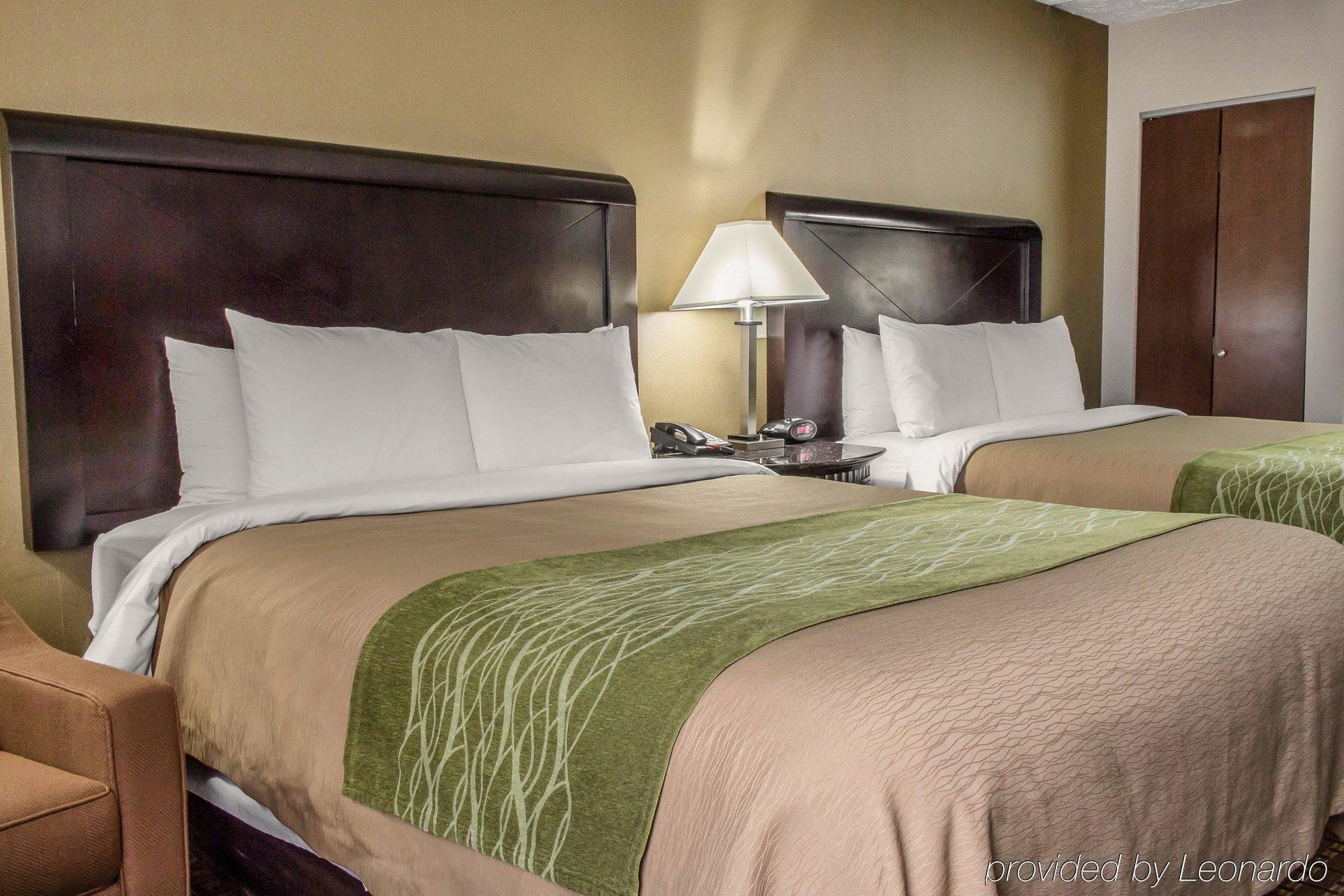 Comfort Inn Medford-Long Island Экстерьер фото