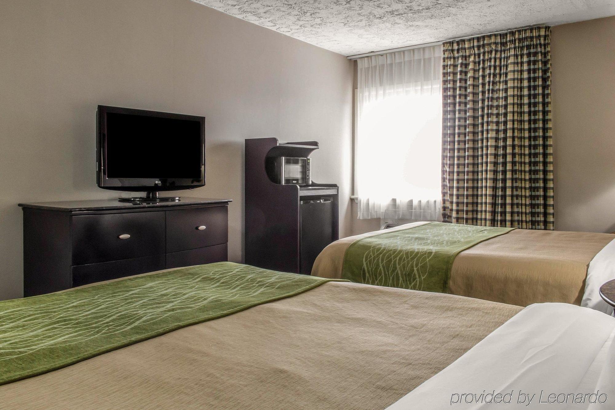 Comfort Inn Medford-Long Island Экстерьер фото